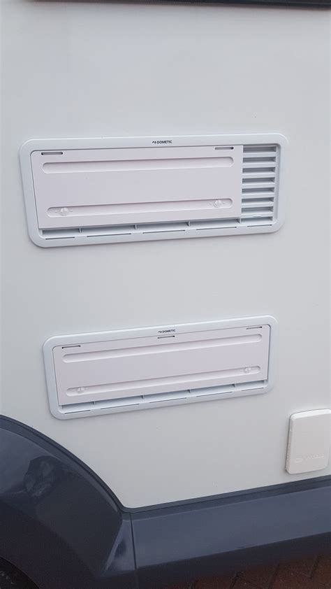 CARAVAN / MOTORHOME - Dometic Fridge Winter Vent Covers - White - 9105900018 | eBay