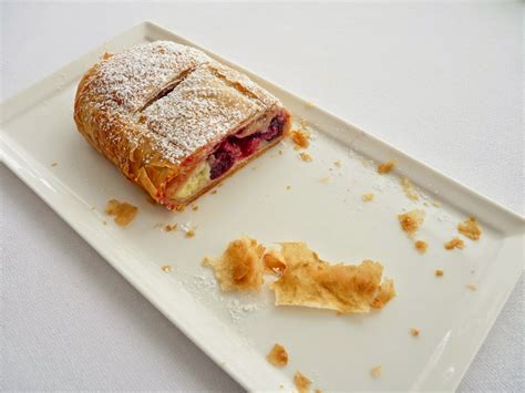 :pastry studio: Cherry & Cream Phyllo Strudel