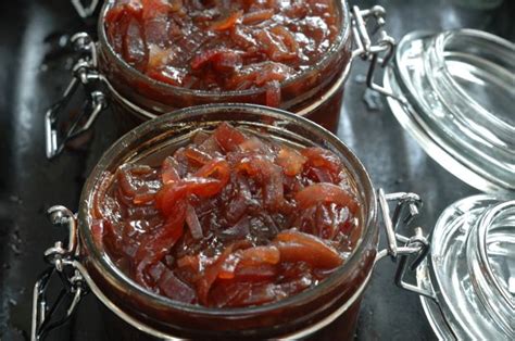 Caramelized Red Onion Relish | WizardRecipes