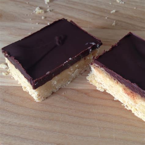 Chocolate and salted caramel squares | Hello! Hooray!