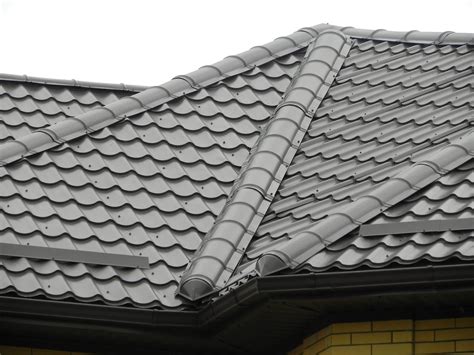 How to Install a Metal Roof Valley Panels - Preparation, Cutting, Installation