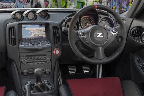 Nissan-370Z-Nismo-Interior-13 » EFTM