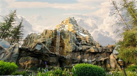 Reopening Date Scheduled for Matterhorn Bobsleds at Disneyland - Disneyland News Today