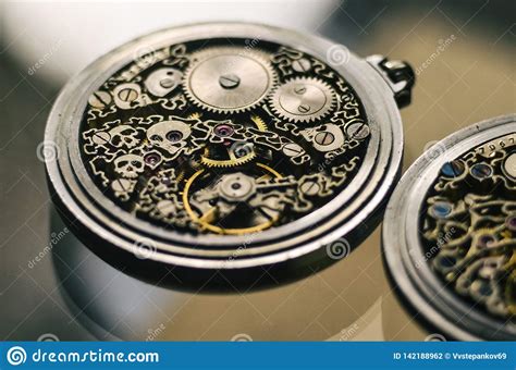 Skeleton of Vintage Handmade Antique Mechanical Pocket Watches, Clockwork Old Mechanical Watch ...