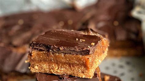 caramel squares- easy vegan recipe that is healthy and tasty