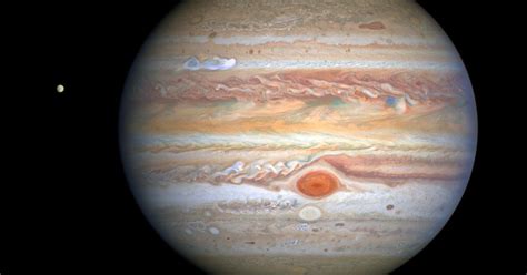 Jupiter's Great Red Spot storm is speeding up but scientists aren't sure why - CNET