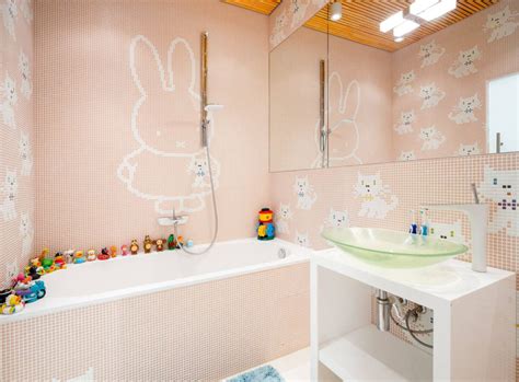 12 Tips for The Best Kids Bathroom Decor