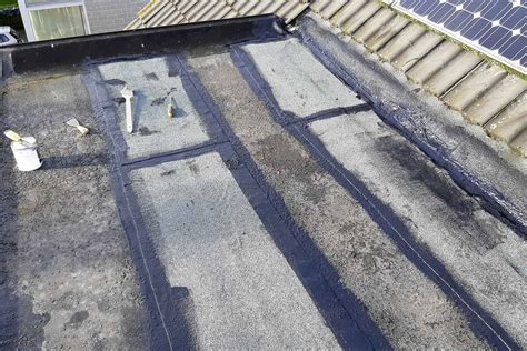 Flat Roof Repair: A Guide On What to Do (Step by Step)