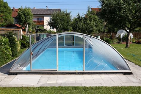 Mistakes to Avoid While Choosing Pool Enclosure Designs - American Pools and Spas