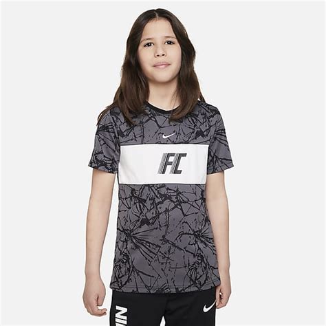 Kids Soccer Clothing. Nike.com