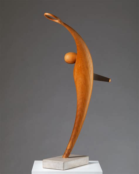 Sculpture "Tennisspelare" (tennis player) by Vicke Lindstrand, — Modernity | Sculpture, Modern ...