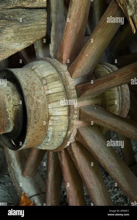 Antique wagon wheels Stock Photo - Alamy