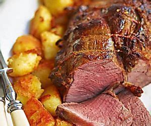 Roast topside of beef with roasties and gravy – Artofit