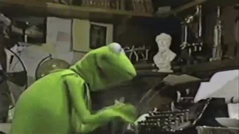 Frantic typing video clip by Kermit