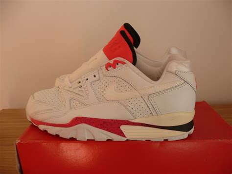 Nike Air Cross Trainer III Low OG - 1990s | Vintage sneakers, Nike cross trainers, Retro sneakers