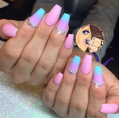 Pink And Blue Ombre Gel Nails / We finish by adding a protective uv layer making them scratch ...