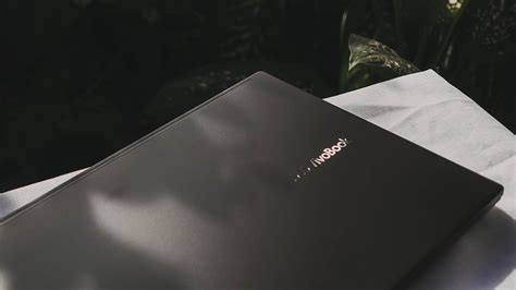 ASUS VivoBook S14 Unboxing and First Impressions - GadgetMatch