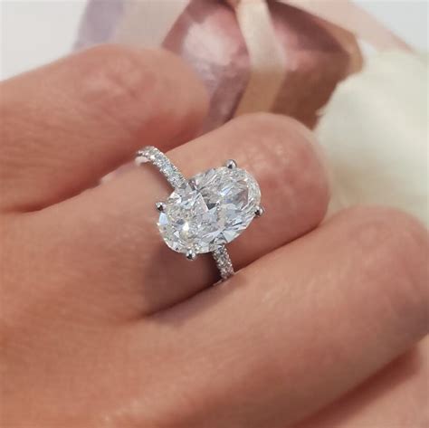 6 Stunning Benefits of Lab Created Diamond Rings - Her Style Code