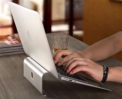 15 Awesome Accessories for the New Macbook » Gadget Flow