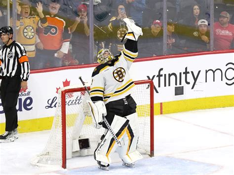 When Should Boston Bruins Fans Start Panicking About Jeremy Swayman?- The Hockey Writers ...