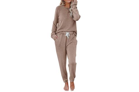 21 best women’s loungewear sets and pieces for cute comfort