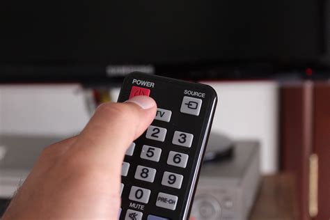 How to Program a Samsung TV Remote | It Still Works