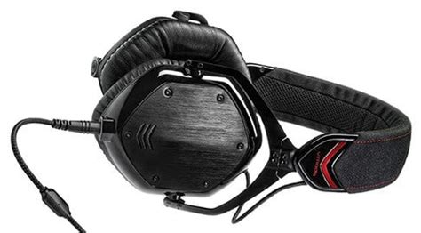 Best Headphones For Bass Guitar Practice - A Buyer's Guide