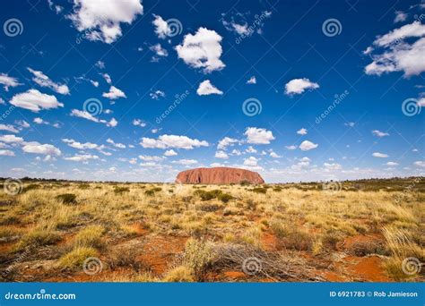 Uluru Outback editorial stock photo. Image of nature, aboriginal - 6921783