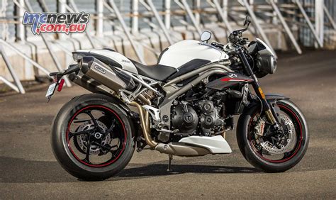 Triumph Speed Triple RS Review | MCNews