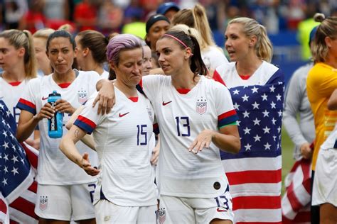 US women's soccer team reaches settlement for equal working conditions