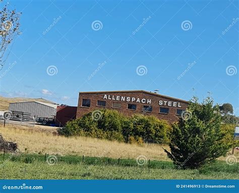 Australian Outback Road Trip Editorial Stock Photo - Image of neighbourhood, town: 241496913