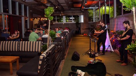 Dinner and live music in metro Phoenix: 15 restaurants to try