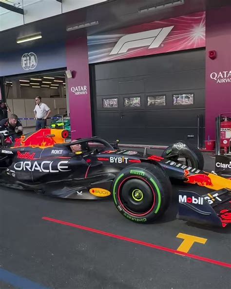 Oracle Red Bull Racing on Twitter: "Rehearsing for Race Day 🔧⏱️ https://t.co/rdNevgp3mE" / Twitter