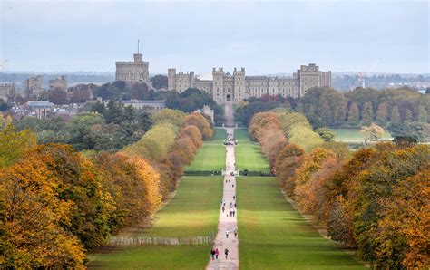 Windsor Castle / Ever since william the conqueror built the first castle here in 1078, royal ...