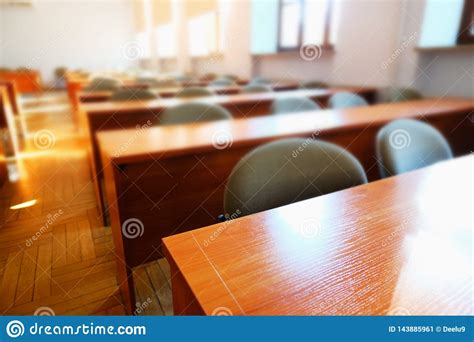 Empty Lecture Hall at Univeristy Stock Image - Image of academy, desk: 143885961