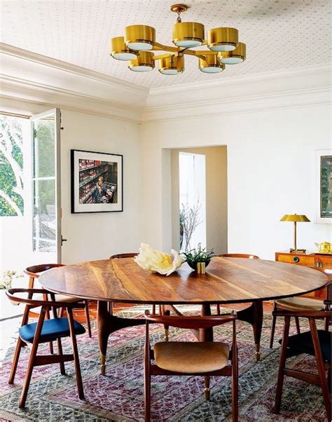 15 Astounding Oval Dining Tables for Your Modern Dining Room | Mid century modern dining room ...