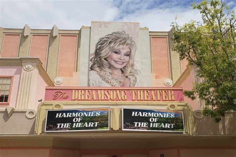 5 Fun Shows in Dollywood to Experience During Your Next Visit