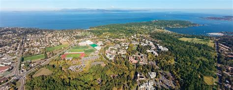 Study at the University of Victoria in stunning British Columbia, Canada - Kaplan International ...