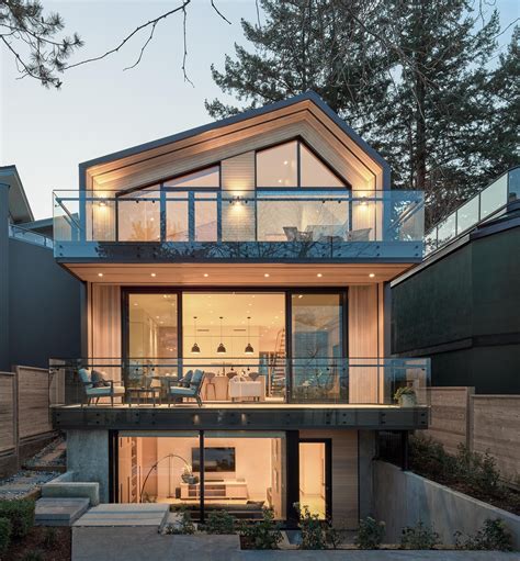 An Exterior Of Wood Siding Protects This Modern House In Canada | Modern house, Modern wood ...