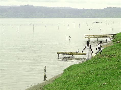 Lake Bosumtwi in Ashanti Region, Ghana | Sygic Travel