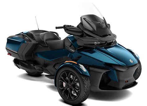 2022 Can-Am Spyder RT - 3-wheel touring motorcycle