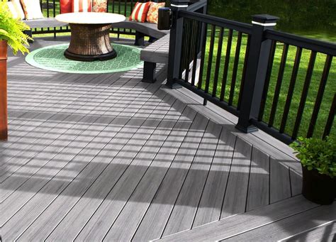 Home Designing Ideas | www.beautyhouzz.co | Outdoor living deck, Deck colors, Outdoor deck