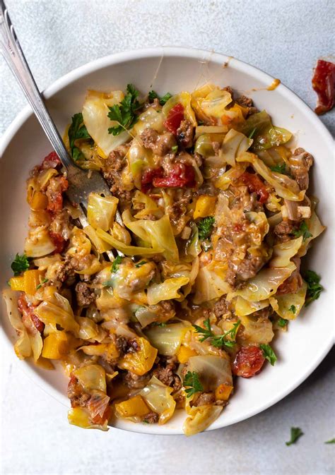 UNSTUFFED CABBAGE CASSEROLE {Low-Carb!} - WonkyWonderful