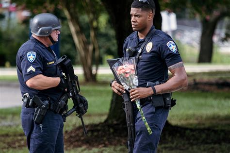 Baton Rouge Attack Deepens Anguish for Police: ‘We’ve Seen Nothing Like This’ - The New York Times