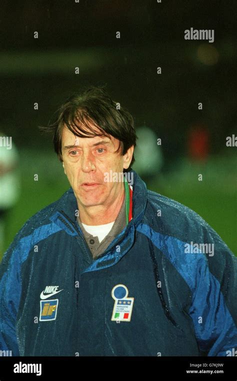 International Soccer - World Cup Qualifier - England v Italy. Cesare Maldini, Coach Italy Stock ...