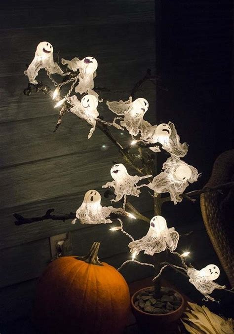 30 Cute Halloween Decorations Ideas - Decoration Love