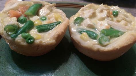 Chicken Pot Pie Muffins #Recipe - From Val's Kitchen