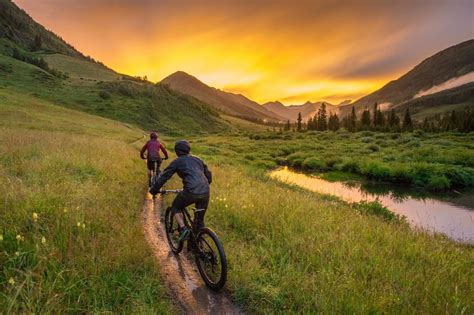 5 Reasons Why You Should Take a Road Trip this Summer - Singletracks Mountain Bike News