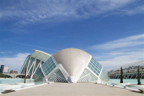 The MUST-SEE Contemporary Architecture in Madrid - Åvontuura