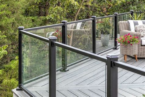 TREX Signature Glass Railing